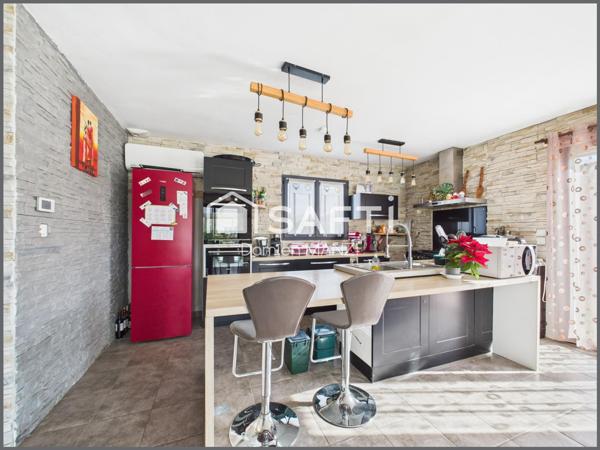 MAISON T6 AU CALME AVEC GARAGE