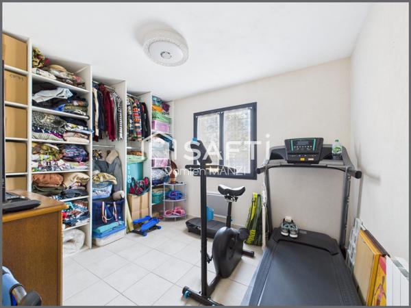 MAISON T6 AU CALME AVEC GARAGE