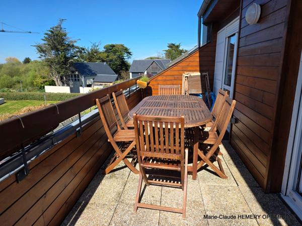 SAINT BRIAC SUR MER:Appartement de 69m², 4 pièces, terrasse et balcon ensoleillées, deux stationnements