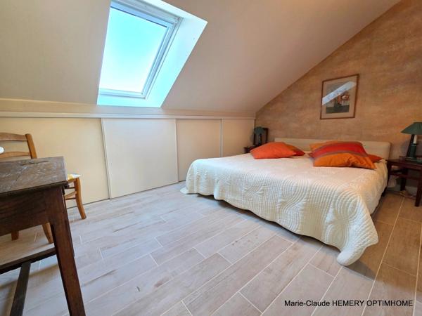 SAINT BRIAC SUR MER:Appartement de 69m², 4 pièces, terrasse et balcon ensoleillées, deux stationnements