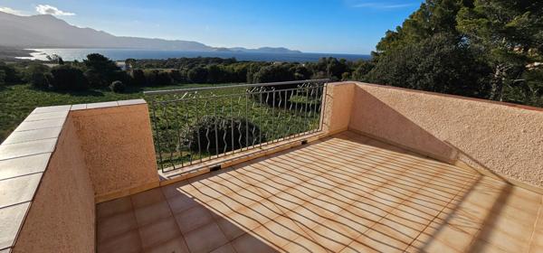 LUMIO - Maison à vendre de 125m2 sur 11.000m2 de terrain VUE SPLENDIDE SUR LE GOLFE DE CALVI