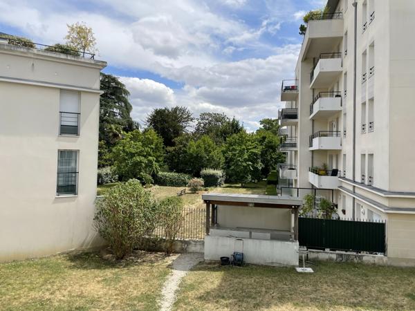 MELLINET - APPARTEMENT T2 + PARKING