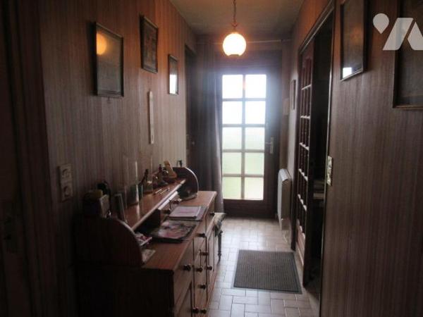 A vendre à saint julien les villas dans un environnement de qualité maison de 1987 sur Sous Sol...