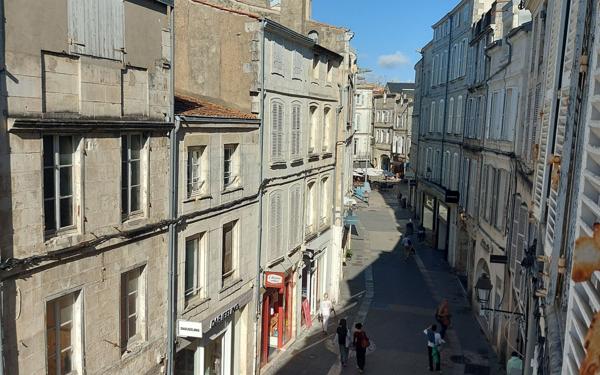 Appartement à vendre    4 pièces • 98,39 m2 La Rochelle