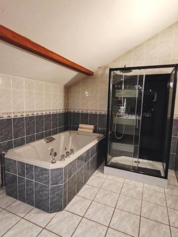 Vente / Villa à Saint Genis Pouilly (01170)
