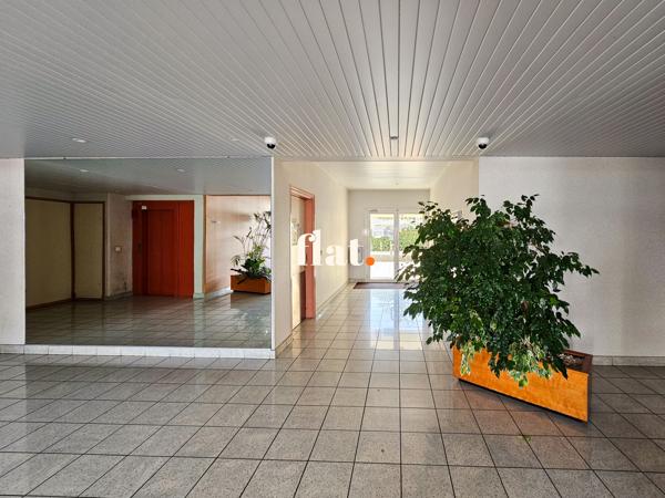 Appartement
                                                                                                                                                                                                                                                                                                                        2 pièce(s)                                                                                                                                                                                                          1 chambre(s)                                                                                                                                                                                                          36.68  m²