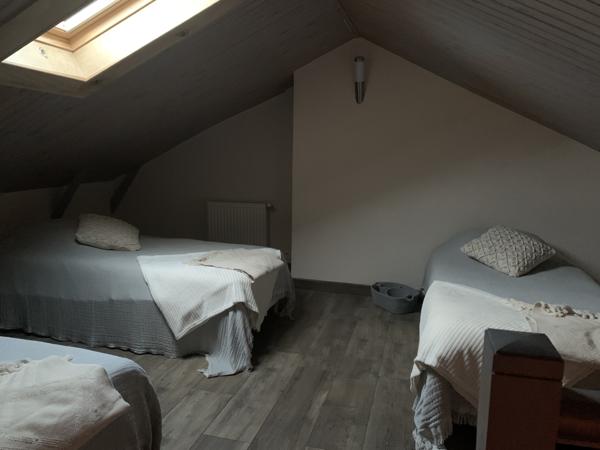 BELLE MAISON AUVERGNATE EN PIERRE Marcolès (15220)