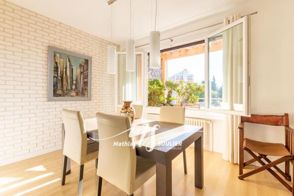 Appartement proche Rotonde avec 40m² de terrasses