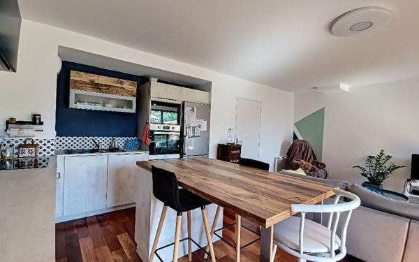 Maison à louer    3 pièces • 78,79 m2 Aix-en-Provence