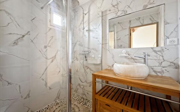 Maison à vendre    5 pièces • 150 m2 Martigues