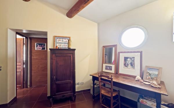 Maison à vendre    5 pièces • 150 m2 Martigues