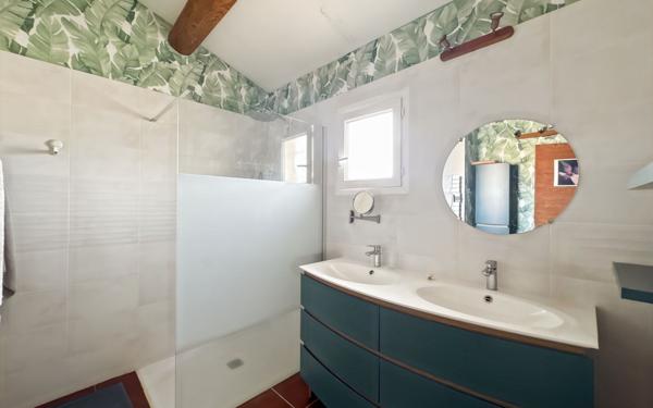 Maison à vendre    5 pièces • 150 m2 Martigues