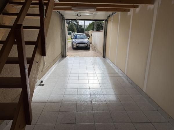 Villeneuve-sur-Lot (47300) Villeneuve sur lot , maison au calme 124 m² sur 2 niveaux avec garage et jardin