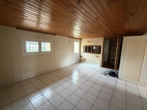 Villeneuve-sur-Lot (47300) Villeneuve sur lot , maison au calme 124 m² sur 2 niveaux avec garage et jardin