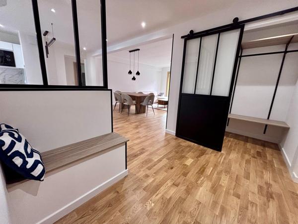 St Raphaël centre, T4 rénové avec jardin de 100 m²