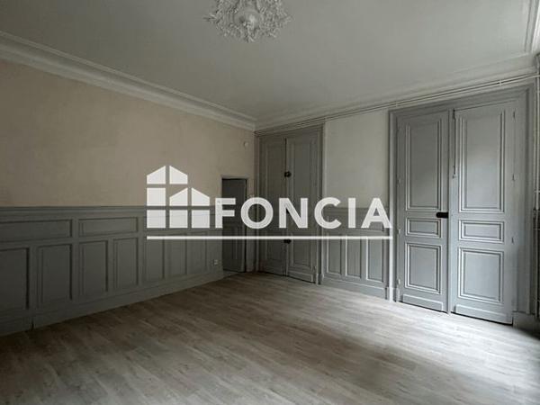 Location Appartement 2 pièces 48.47 m² - 11 RUE ROCHAMBEAU Agen 47000