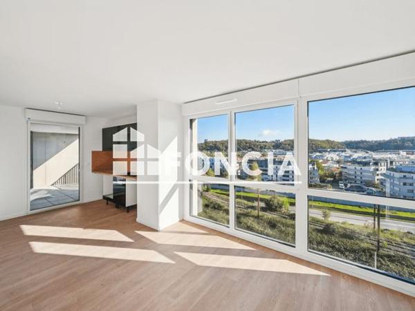 Location Studio 32.3 m² - 194 / 196 RUE DES QUEYRIES Bordeaux 33100