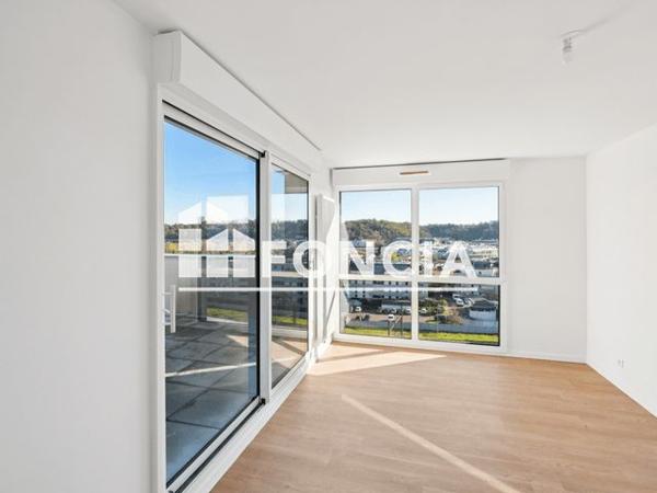 Location Studio 32.3 m² - 194 / 196 RUE DES QUEYRIES Bordeaux 33100