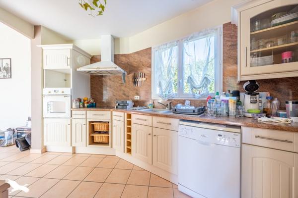 Maison à vendre |  Le Poiré-sur-Vie |  6 pièces | 107 m²