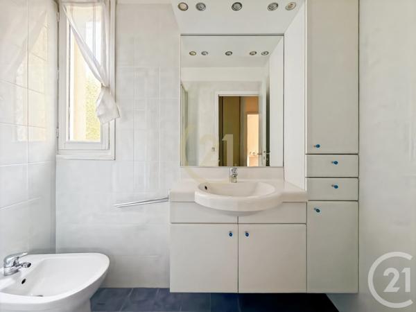 Appartement F3 à vendre  3 pièces - 65,79 m 2   L ILE ROUSSE  - 202