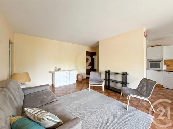 Appartement F3 à vendre  3 pièces - 65,79 m 2   L ILE ROUSSE  - 202