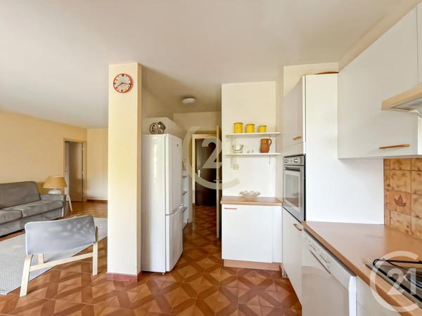 Appartement F3 à vendre  3 pièces - 65,79 m 2   L ILE ROUSSE  - 202