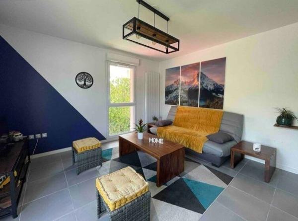 A 2 pas du canal de Rompsay - La Rochelle