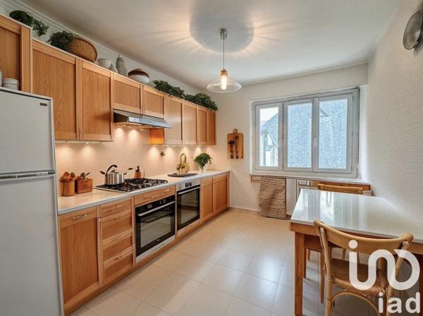 Appartement 3 pièces de 79 m² à Saint-Julien-en-Genevois (74160)