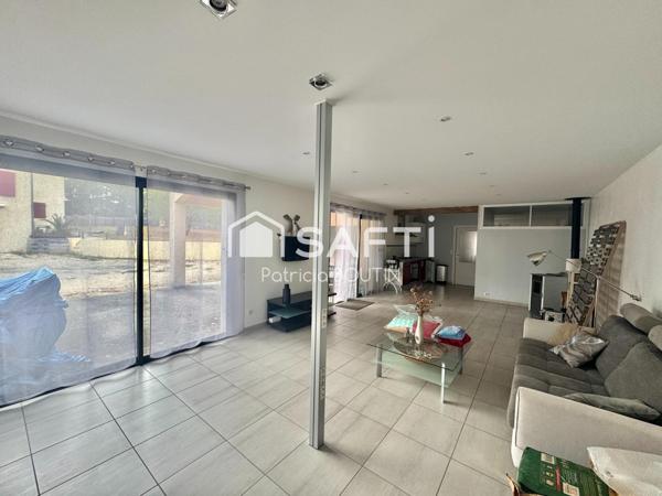 PAVILLON + DEPENDANCE AMENAGEE : 7 CHAMBRES, CAVE ET GARAGE A AIFFRES