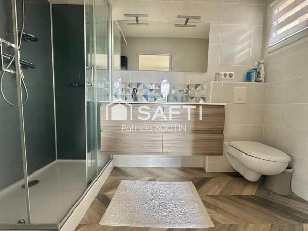 PAVILLON + DEPENDANCE AMENAGEE : 7 CHAMBRES, CAVE ET GARAGE A AIFFRES