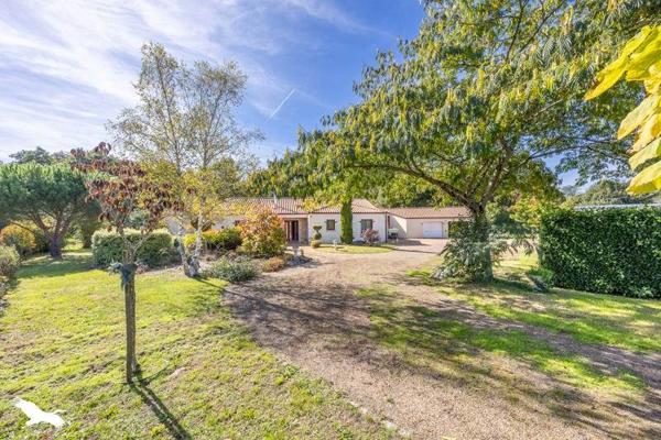 Maison à vendre |  Nesmy |  7 pièces | 175 m²