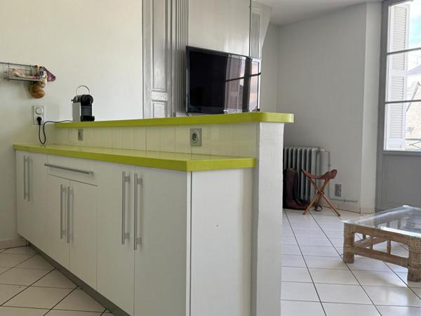 EXCLUSIVITE A VENDRE  49000 SAUMUR Appartement 3 pièces 82 m² balcon