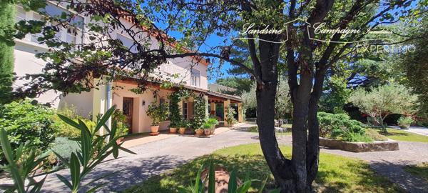 Mazan (84380) VILLA DE CHARME superbement rénovée