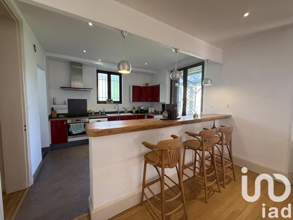 Maison à vendre 8 pièces 207 m² Chambéry