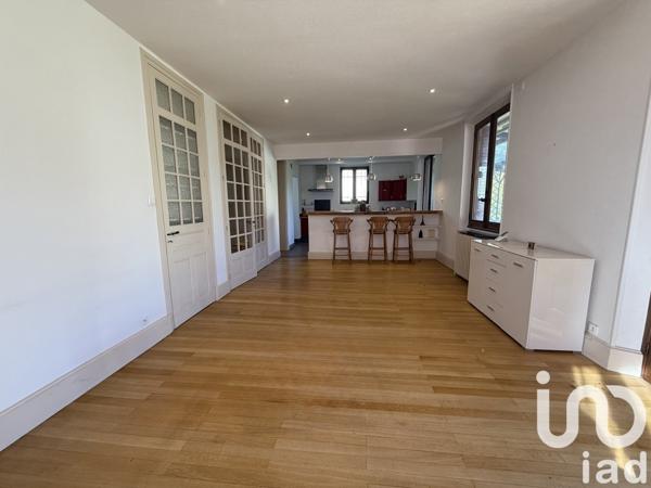 Maison à vendre 8 pièces 207 m² Chambéry