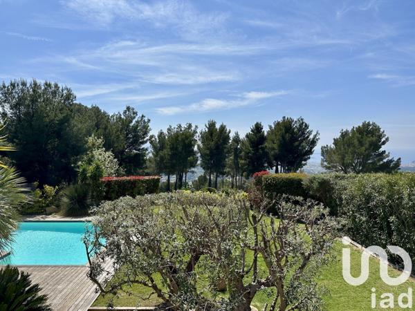 Maison d’architecte 9 pièces de 300 m² à Ollioules (83190)