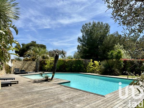 Maison d’architecte 9 pièces de 300 m² à Ollioules (83190)