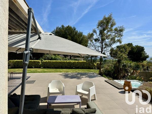 Maison d’architecte 9 pièces de 300 m² à Ollioules (83190)