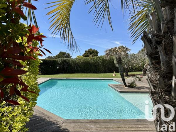 Maison d’architecte 9 pièces de 300 m² à Ollioules (83190)