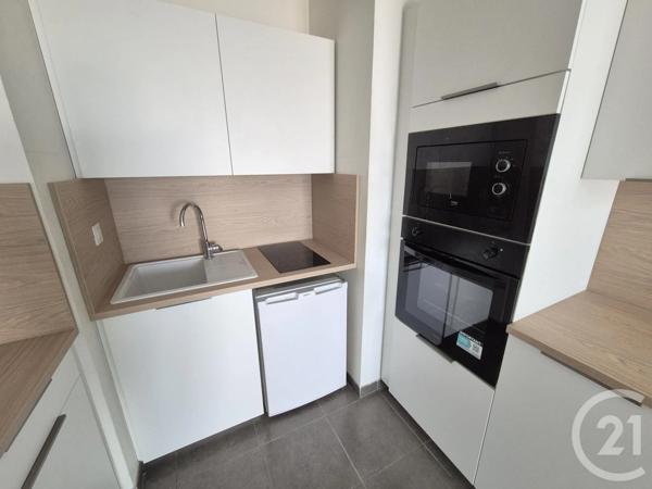 Appartement T2 à vendre  2 pièces - 43 m 2   OULLINS  - 69
