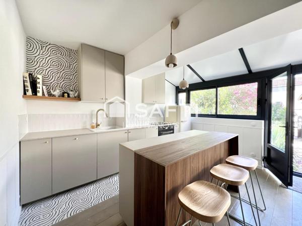 Maison rénovée avec jardin et dépendance