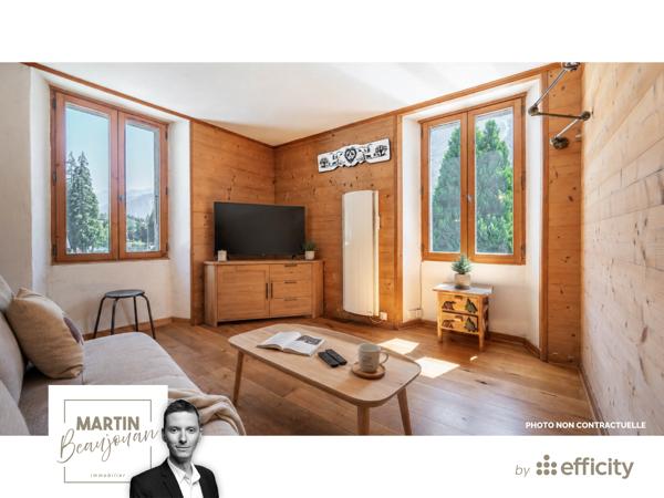 Appartement
         3 pièces
        - 46 m² Bien prestige 460 000 € *