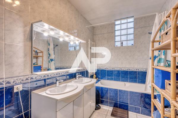 Maison Rueil Malmaison 8 pièce(s) 179 m² 931 000 € **  - Référence  19498