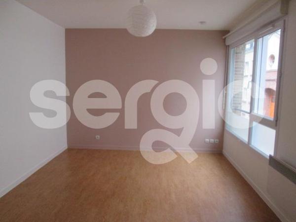 Location 1 Pieces 32 80000 Amiens 25 0039 01 0005