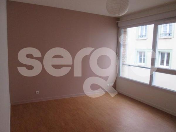 Location 1 Pieces 32 80000 Amiens 25 0039 01 0005
