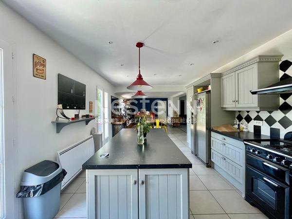 A vendre - Maison Chaumont En Vexin - 5 chambres / 220 m² habitables / 1000 m² terrain