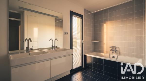 Maison à vendre 7 pièces 166 m² Crozet