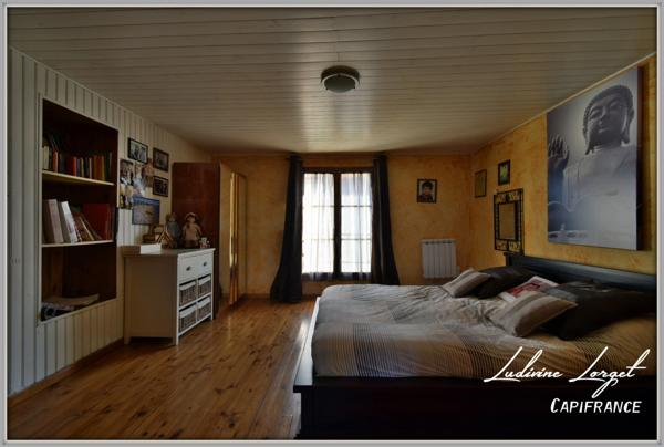Maison 6 pièces, 4 chambres – 174 m² habitables- grenier- cave-bucher- terrain de 598 m²-dépendance située entre Château-Thierry (15 min), Neuilly-Saint-Front (9 min) et Soissons. Proche A4.