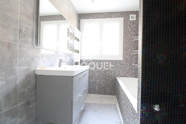 PROCHE BRIE COMTE ROBERT