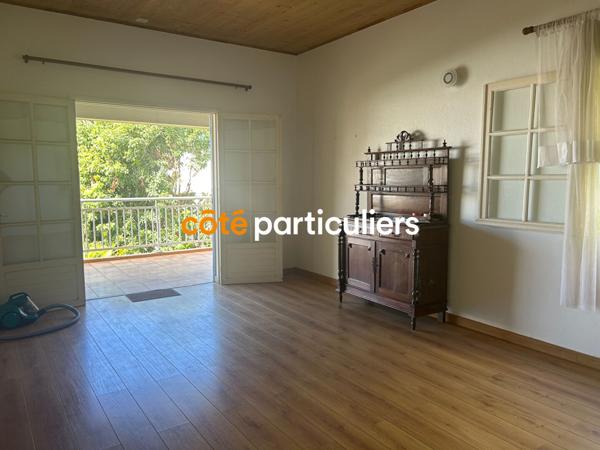 Vente Maison117,87 m² - 5 Pièces - LE TAMPON (97430)